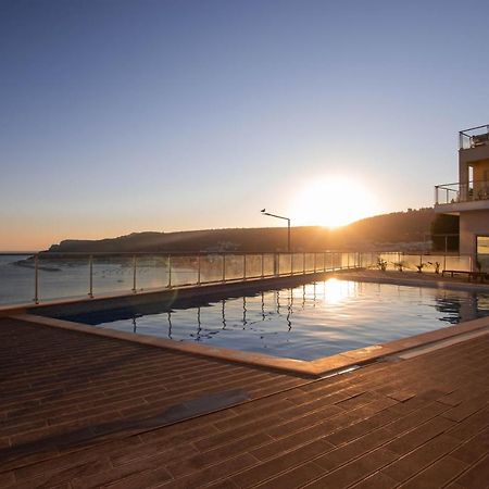Lovely Sea View Apartment Sesimbra Buitenkant foto