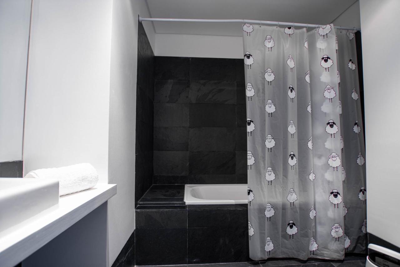 Lovely Sea View Apartment Sesimbra Buitenkant foto