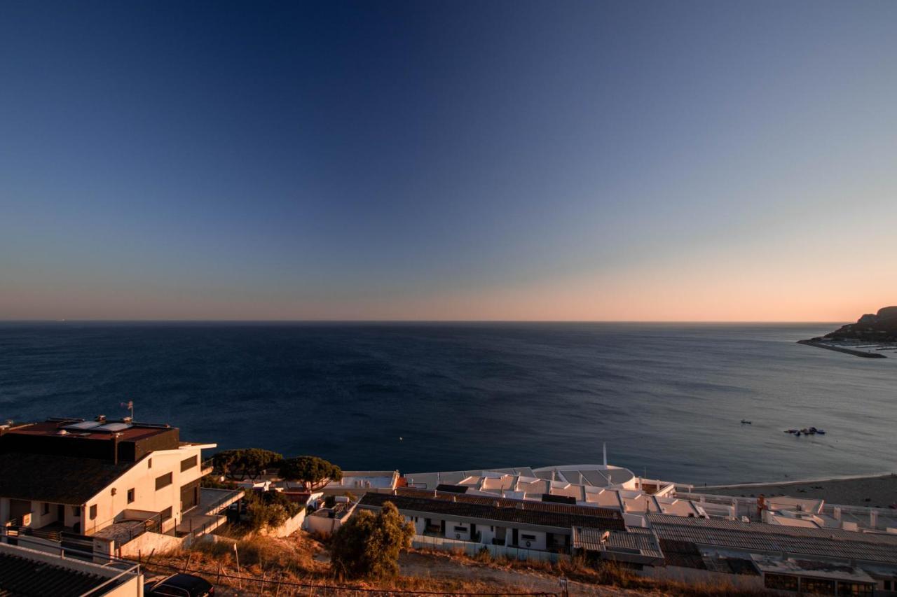 Lovely Sea View Apartment Sesimbra Buitenkant foto